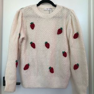 Adorable strawberry print mango sweater! Only worn once- so soft!